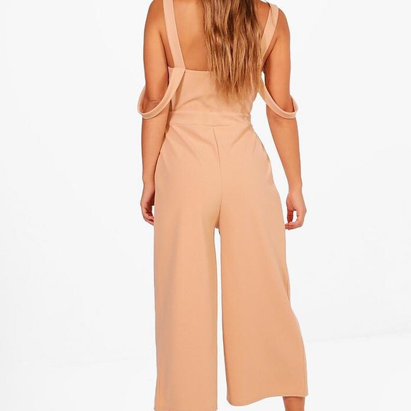 Beige jumpsuit with cute side hanging straps - Picture 6 of 6